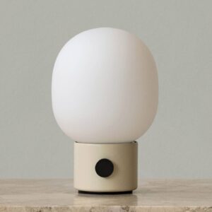 Svítidlo Audo Copenhagen opálová bílá/alabastrová bílá (Pantone 7527) opálové sklo/ocel s práškovým lakem/plast