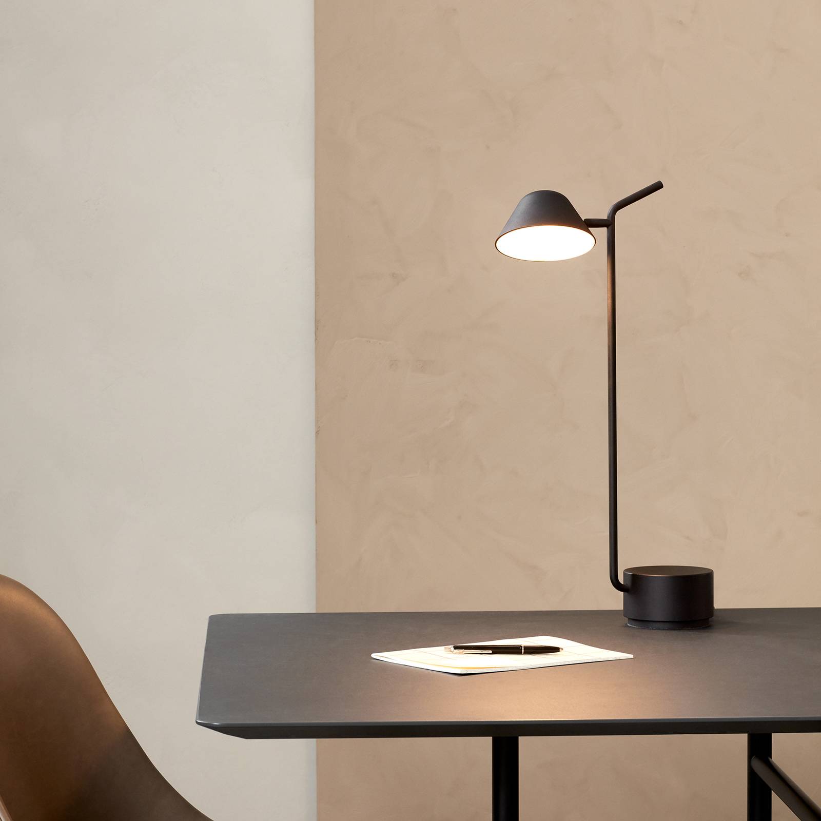 Svítidlo Audo Copenhagen černá hliník/polykarbonát