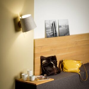 Svítidlo Domus mramor/bílá plsť/naolejovaný dub