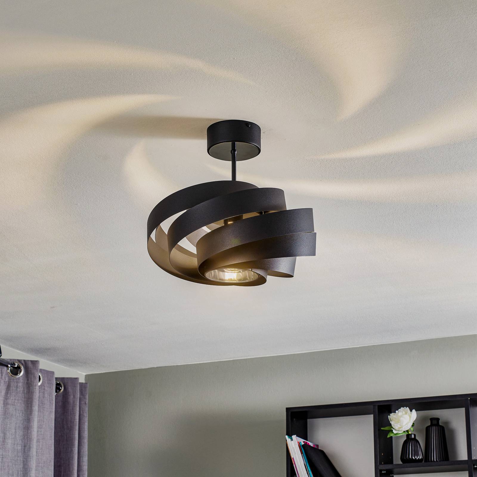 Svítidlo Euluna černé kov