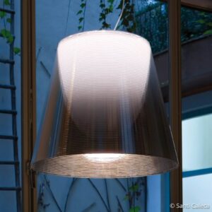 Svítidlo FLOS kouřově šedá PMMA/polykarbonát