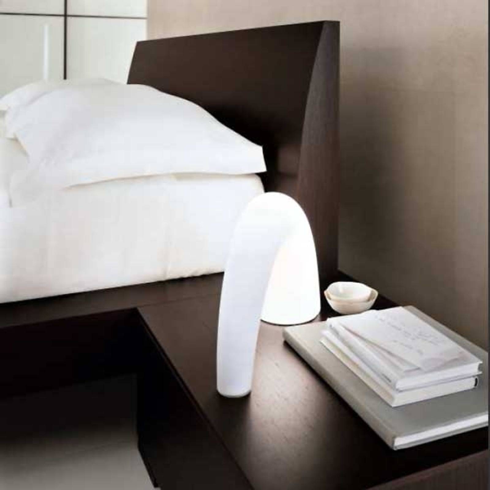 Fontana Arte Thor - designová stolní lampa 39 cm, Obývací pokoj / jídelna, kov, sklo satinované, 60W, P: 39 cm, L: 13 cm, K: 25cm - Image 2