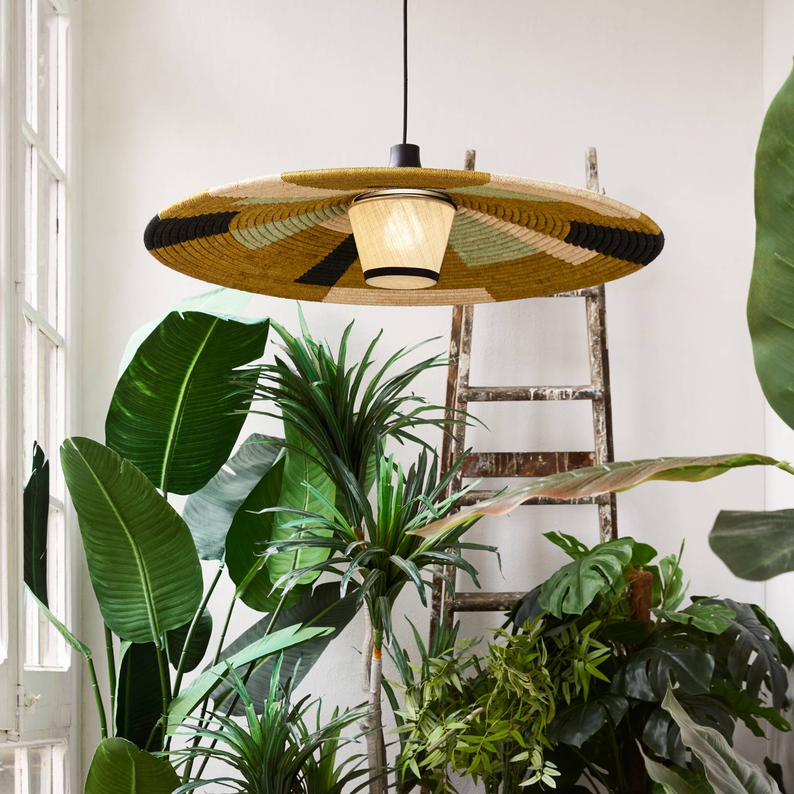 Svítidlo Forestier zelená/černá/béžová ratan/abacá