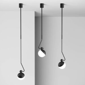 Svítidlo GRUPA černý; opálový hliník/sklo