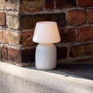 Svítidlo HAY opálově bílá sklo