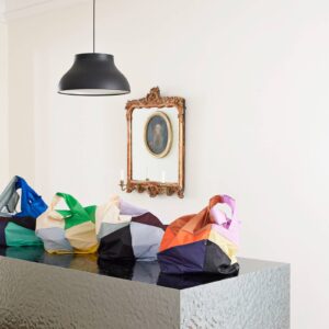 Svítidlo HAY černá hliník/polykarbonát