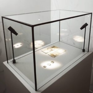 Svítidlo Hera černé hliník