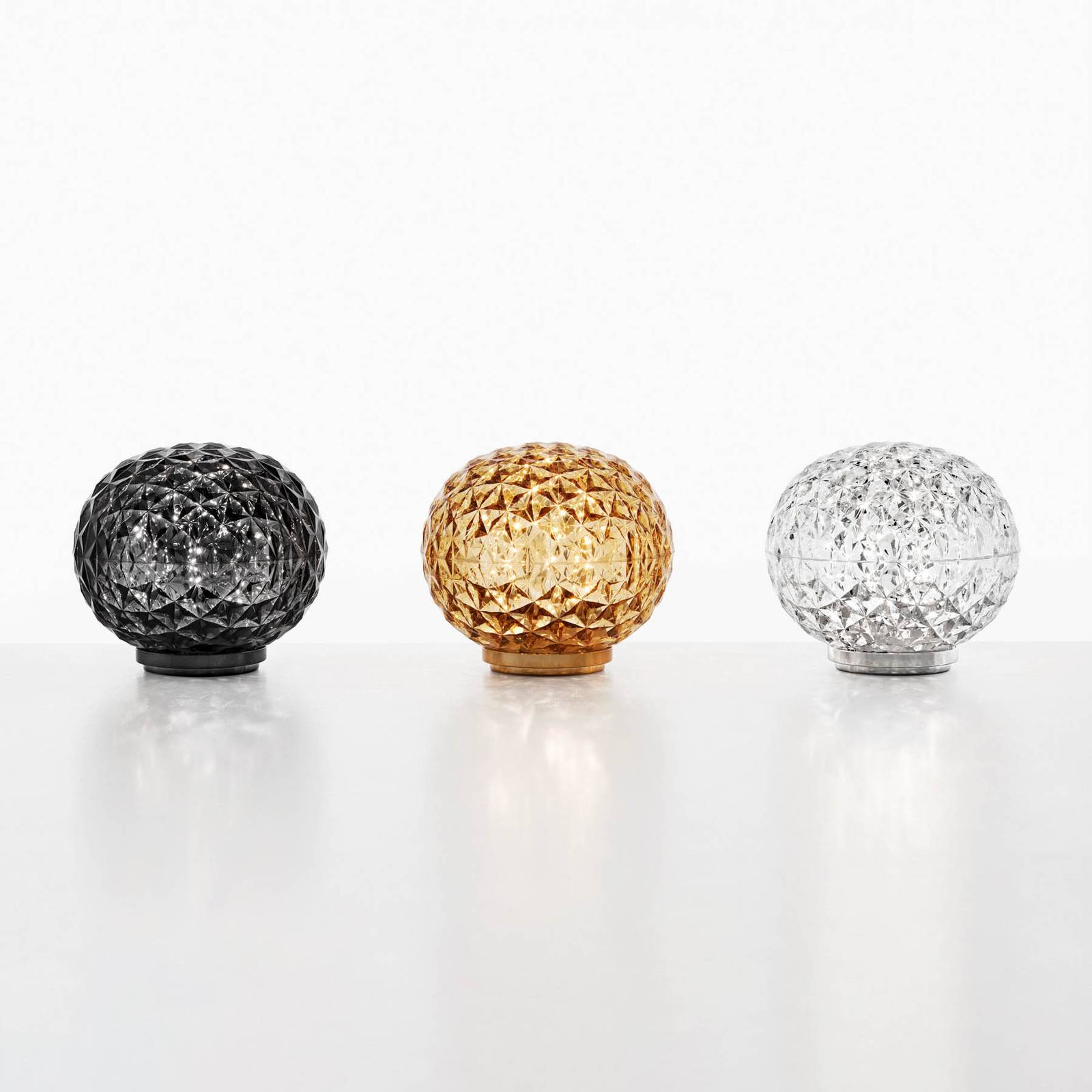 Kartell Mini Planet stolní lampa, žlutá, Obývací pokoj / jídelna, termoplastický technopolymer, PMMA, 2.2W, K: 14.2cm - Image 5