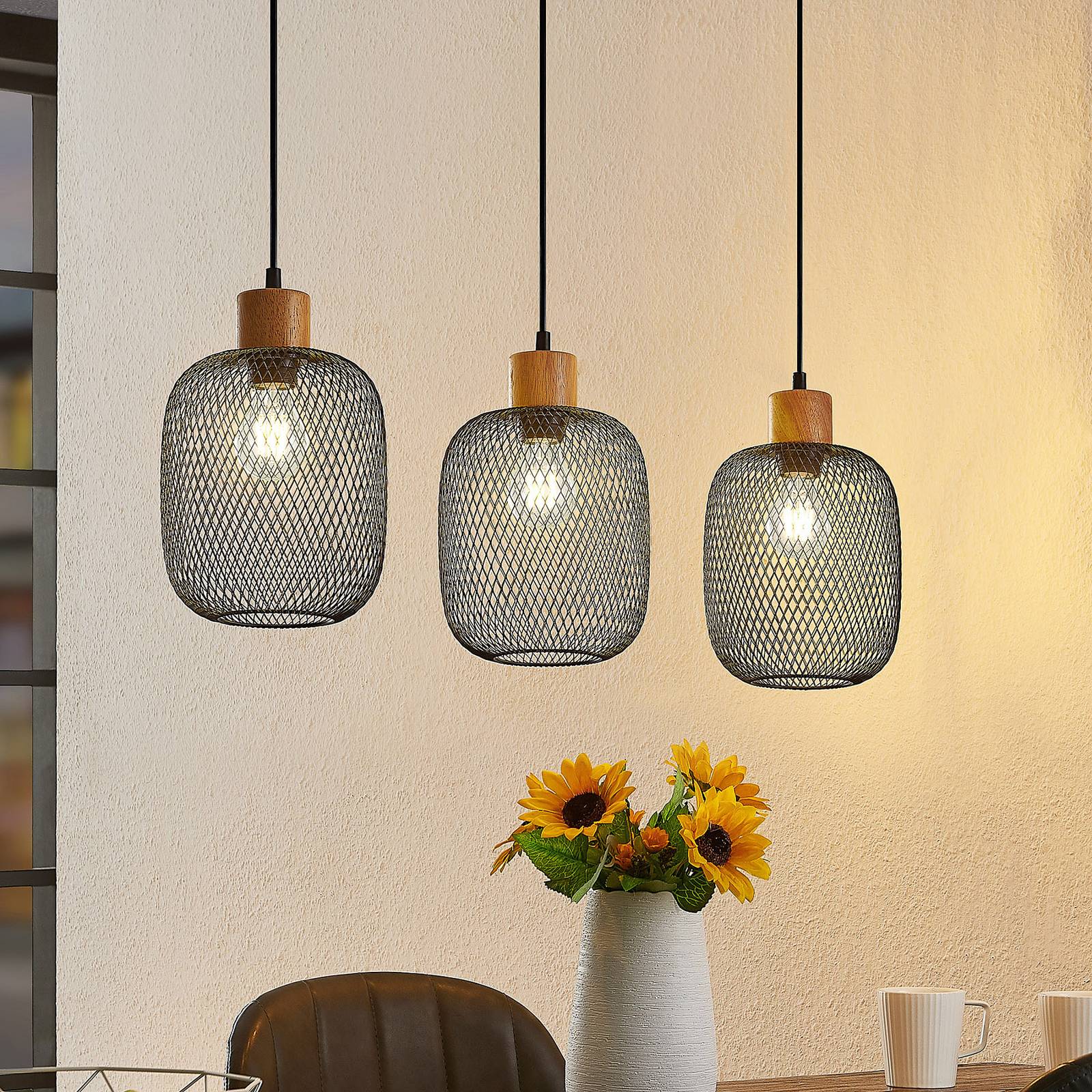 Svítidlo Lindby černá matná/dřevo světlé železo/kaučuk