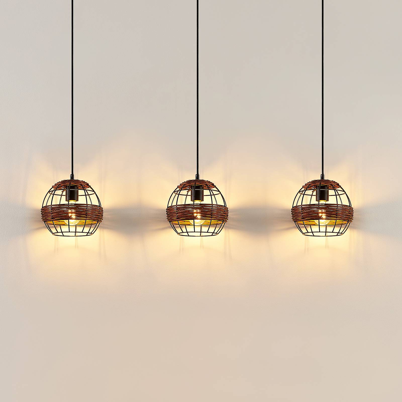 Svítidlo Lindby černá matná/hnědá železo/ratan