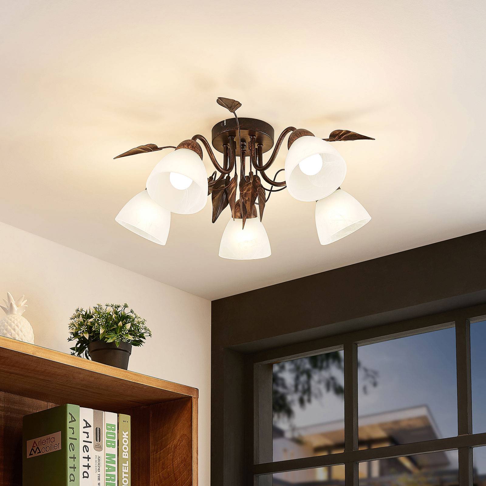 Svítidlo Lindby černozlatá kartáčovaná/bílá železo/sklo