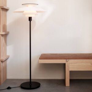 Svítidlo Louis Poulsen bílý/černý akrylový odlitek/polykarbonát/ocel s práškovým lakem