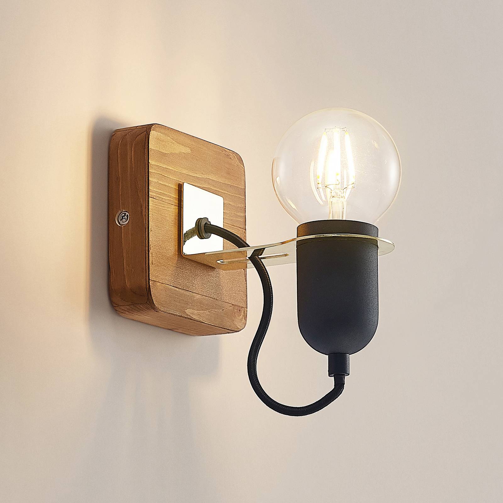 Lucande Becky nástěnné bodové světlo 1 zdroj černá, Obývací pokoj / jídelna, železo, borové dřevo, E27, 60W, L: 12 cm, K: 16.5cm - Image 4