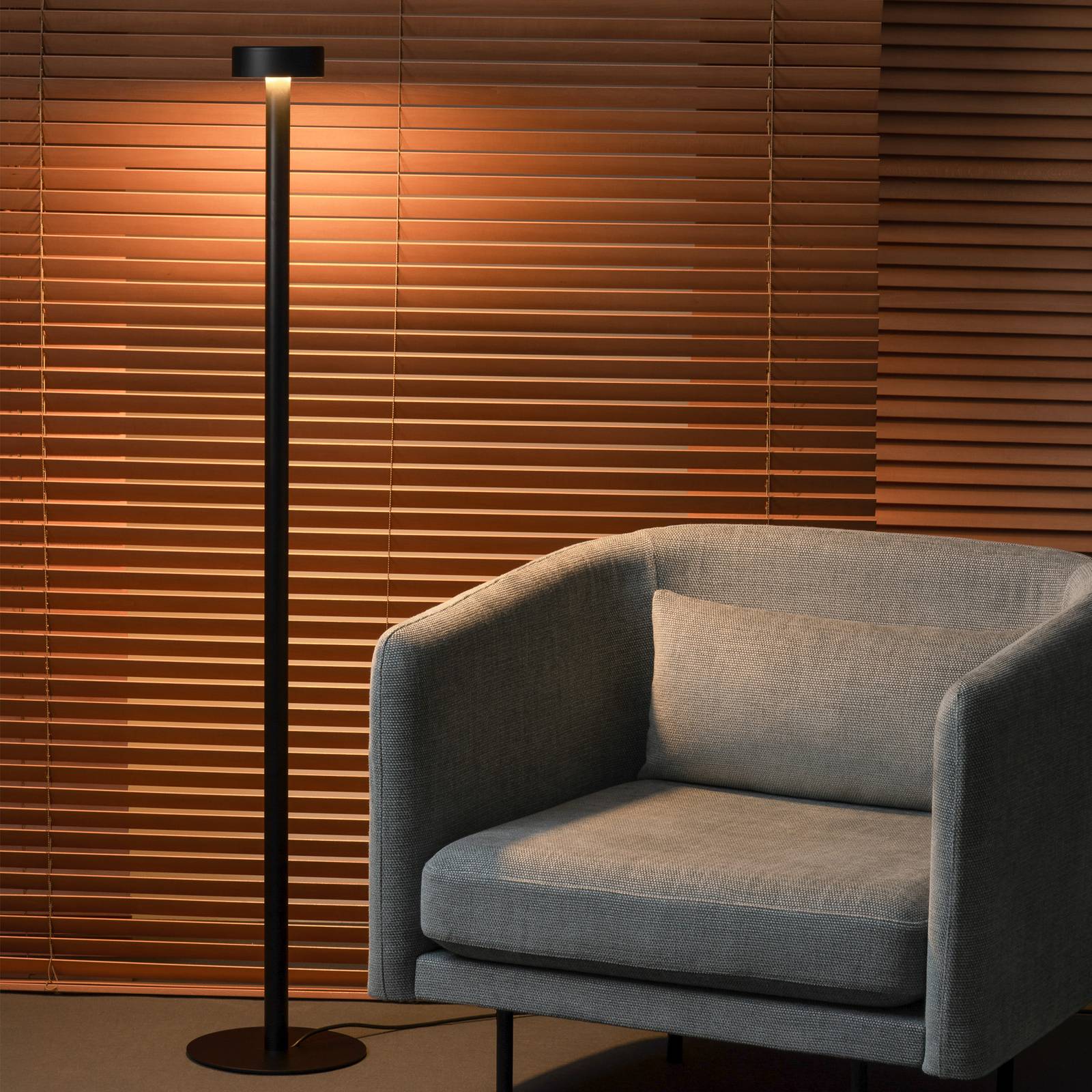 Milan Iluminación Stojací lampa LED Peak Lane černá 130 cm, Obývací pokoj / jídelna, Hliník, ocel, plast, 12W, K: 132.5cm - Image 3