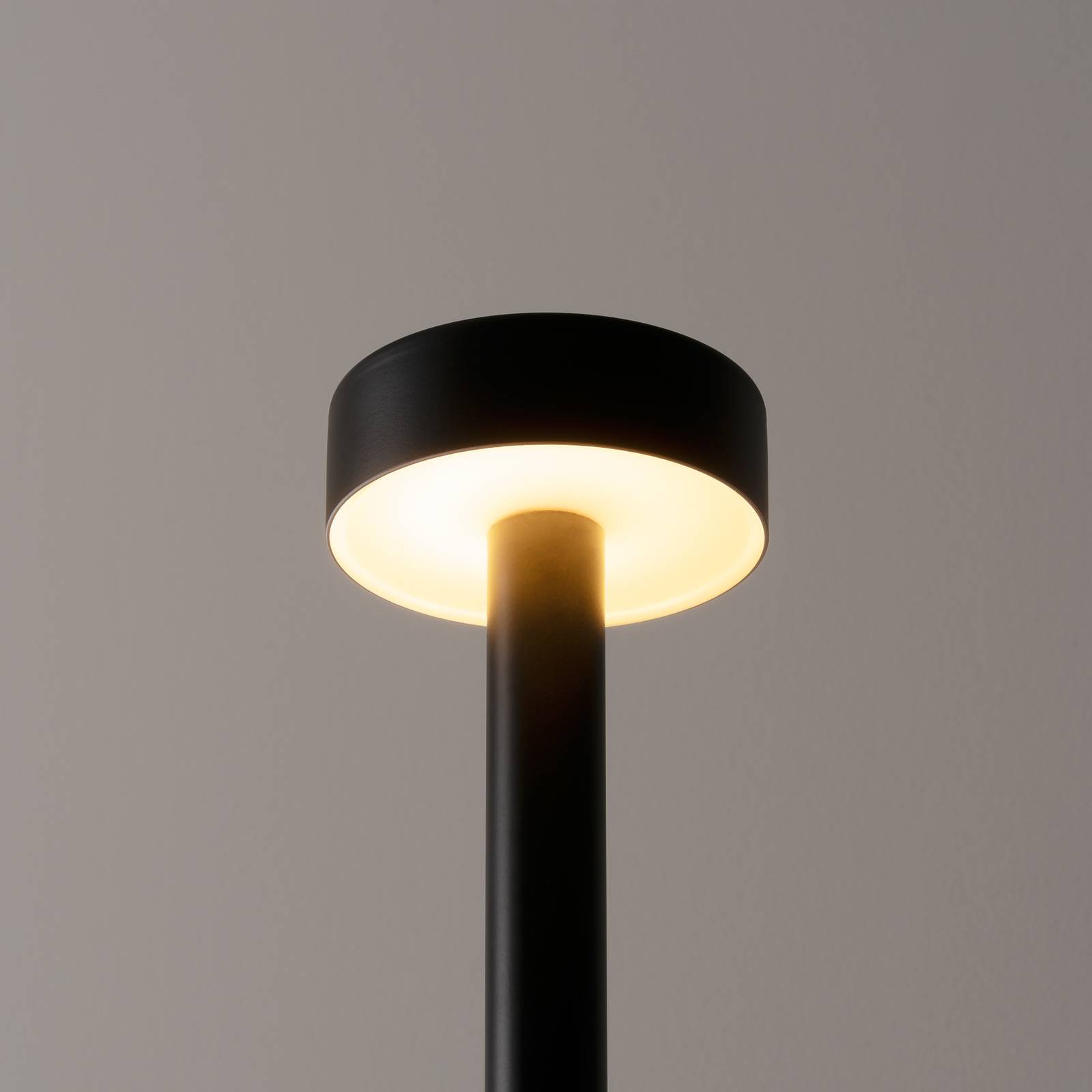 Milan Iluminación Stojací lampa LED Peak Lane černá 130 cm, Obývací pokoj / jídelna, Hliník, ocel, plast, 12W, K: 132.5cm - Image 5