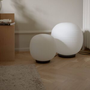 Svítidlo New Works černá/bílá ocel/opálové sklo