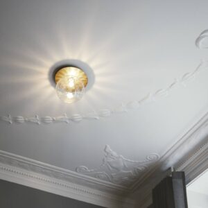 Svítidlo Nuura Aps nordická zlatá/čirá sklo ručně foukané/kov s práškovým lakem