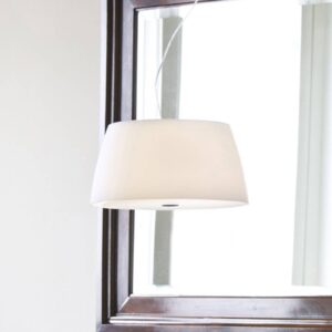 Svítidlo Prandina opálově bílá polyetylen/methakrylát