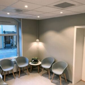 Svítidlo The Light Group bílé hliník