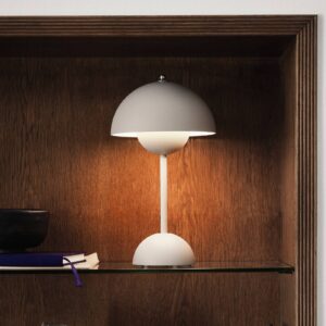 Svítidlo &Tradition matná bílá polykarbonát/ocel