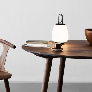 Svítidlo &Tradition opálová/černá opálové sklo ručně foukané/kov/mosaz