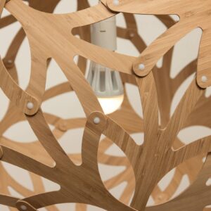 Svítidlo david trubridge karamelová bambus