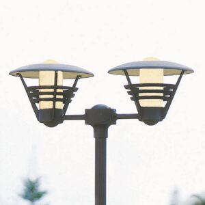 Svítidlo Konstsmide opálová/černá sklo/hliníkový odlitek