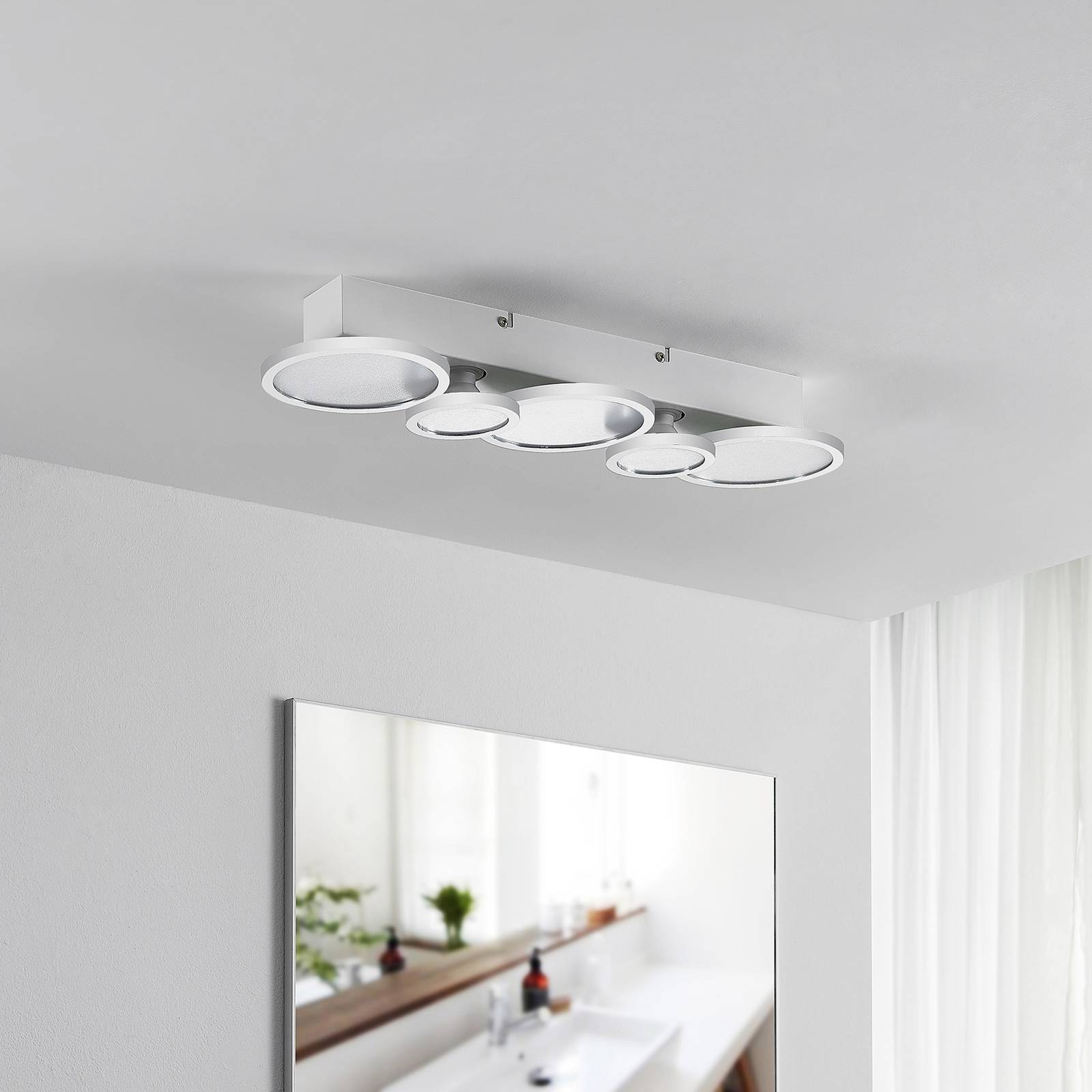 Lindby Amuria LED stropní svítidlo pět zdrojů, Obývací pokoj / jídelna, železo, GU10, P: 44 cm, L: 6 cm, K: 8cm - Image 2