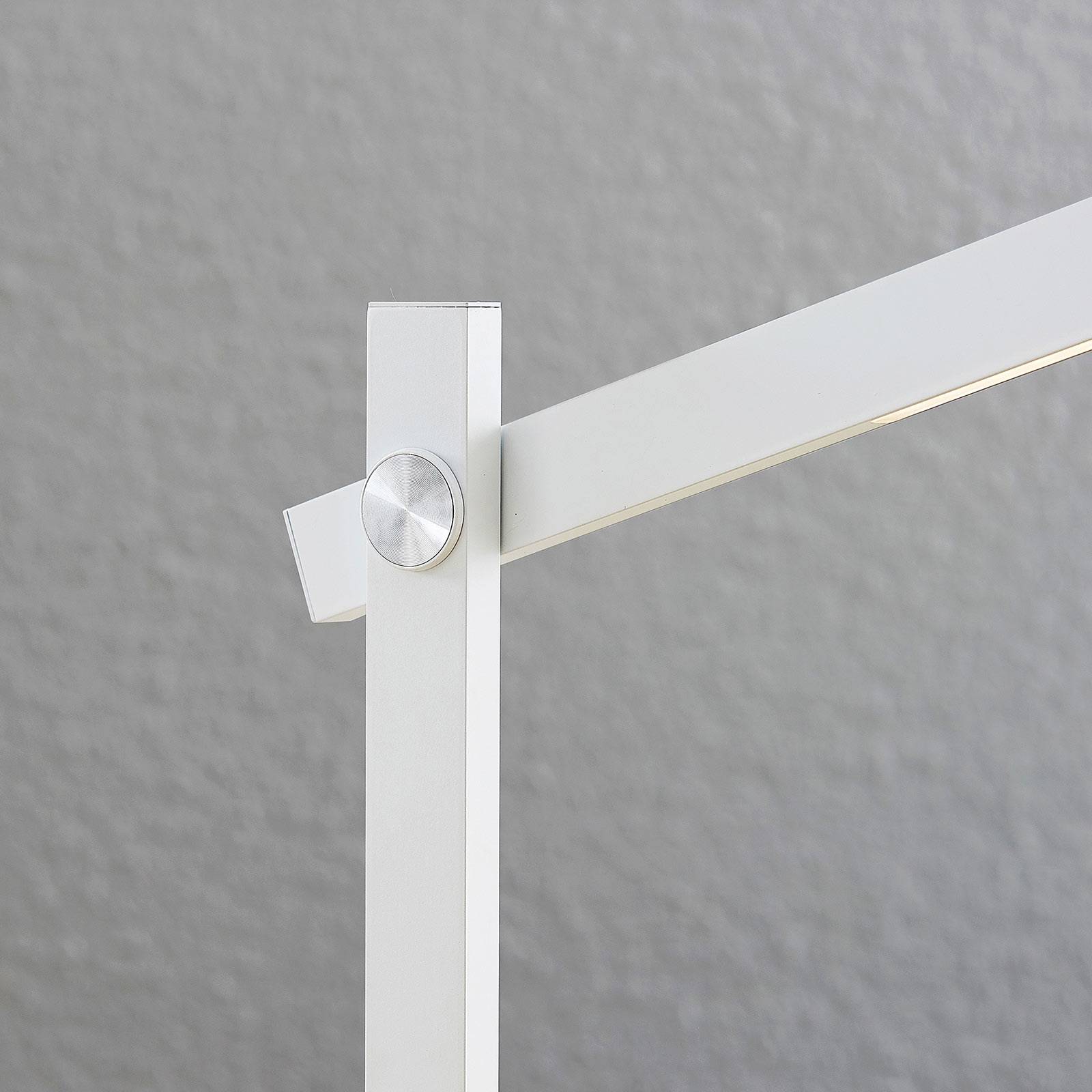 Lindby Loretta LED stolní lampa, CCT, bílá, Pracovna / kancelář, plast, kov, 5.5W, L: 17 cm, K: 43cm - Image 5