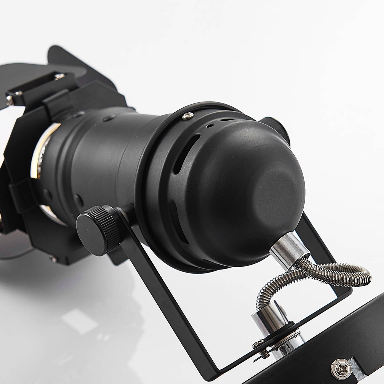 Lindby Nástěnné světlo Tilen se vzhledem světlometu, Obývací pokoj / jídelna, kov, GU10, 35W, K: 21.5cm - Image 5