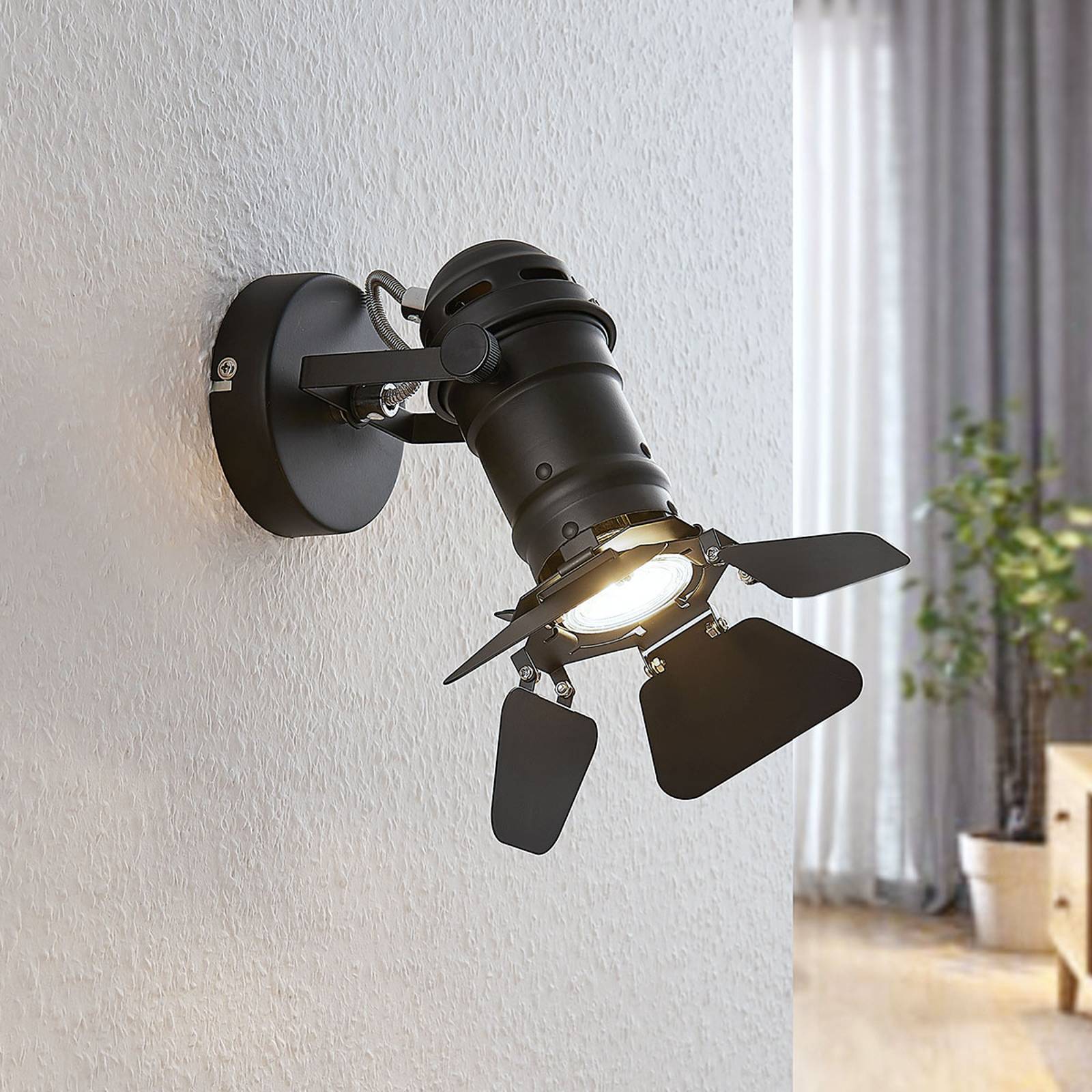 Svítidlo Lindby černá kov