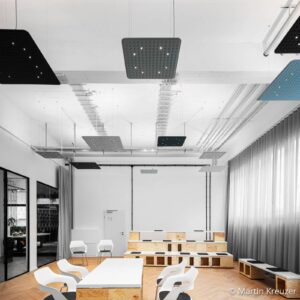 Svítidlo Nimbus černá hliník/polyesterové rouno/plast