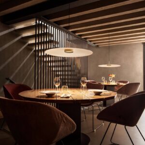 Svítidlo OleV bílá/zlatá hliník/plexisklo