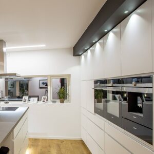 Svítidlo The Light Group černé hliník