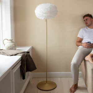 Svítidlo UMAGE mosaz/bílá husí peří/papír/hliník/ocel