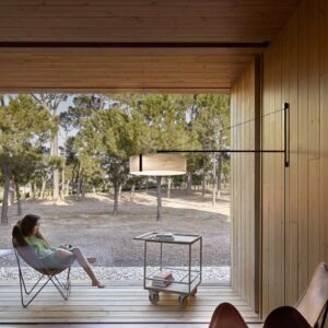 Svítidlo LZF LamPS slonovina/černá dřevěná dýha/kov