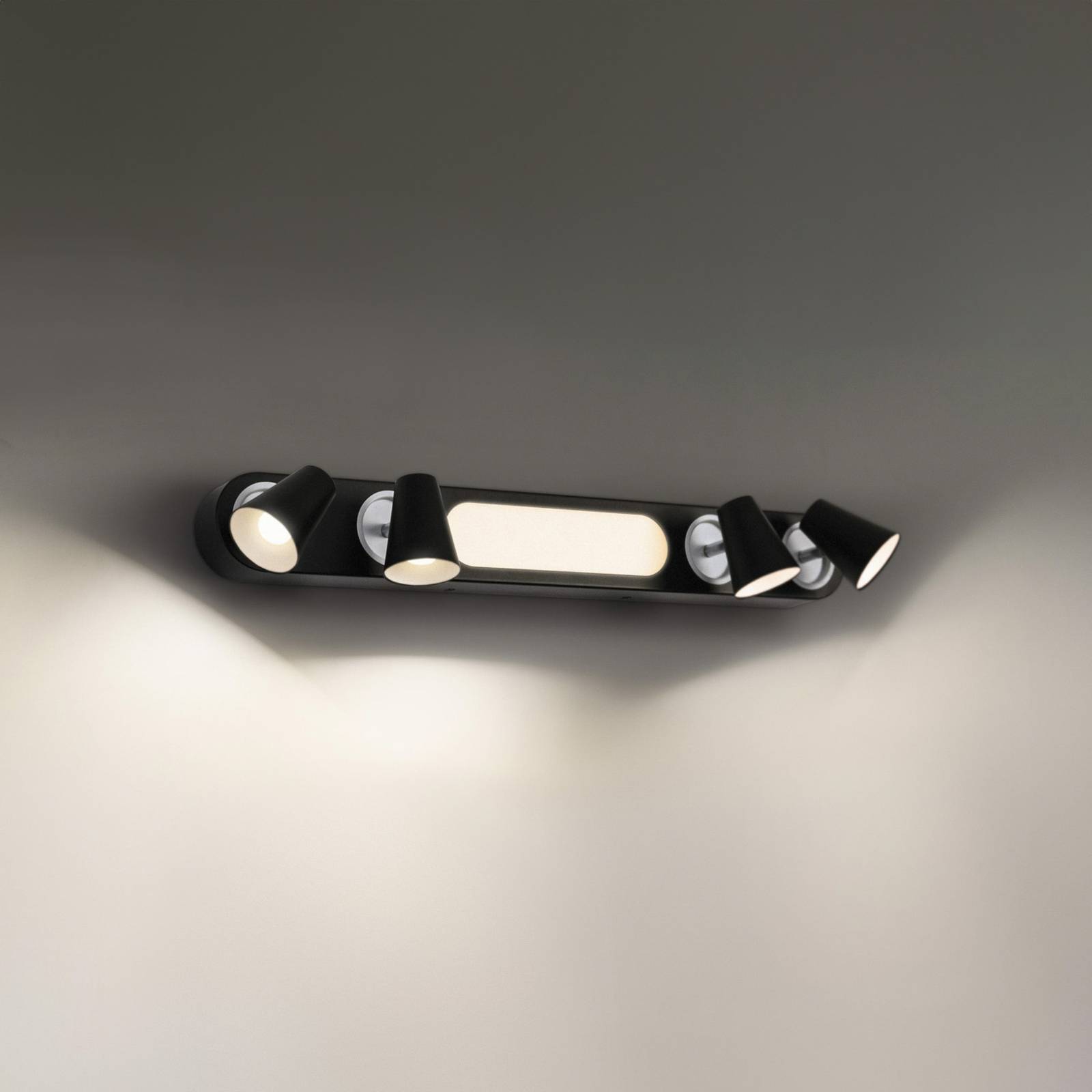 Svítidlo LEDVANCE černá Ocel/polykarbonát