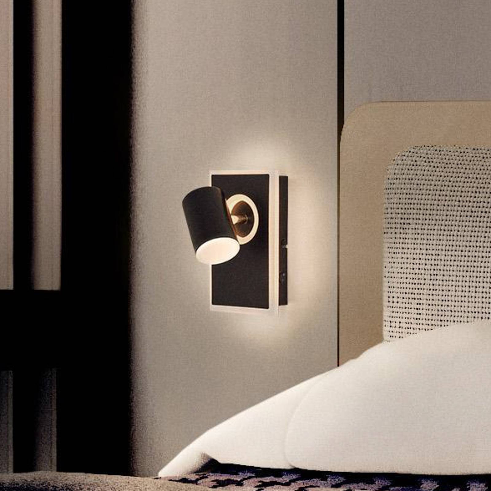 Svítidlo LEDVANCE černá Ocel/akryl