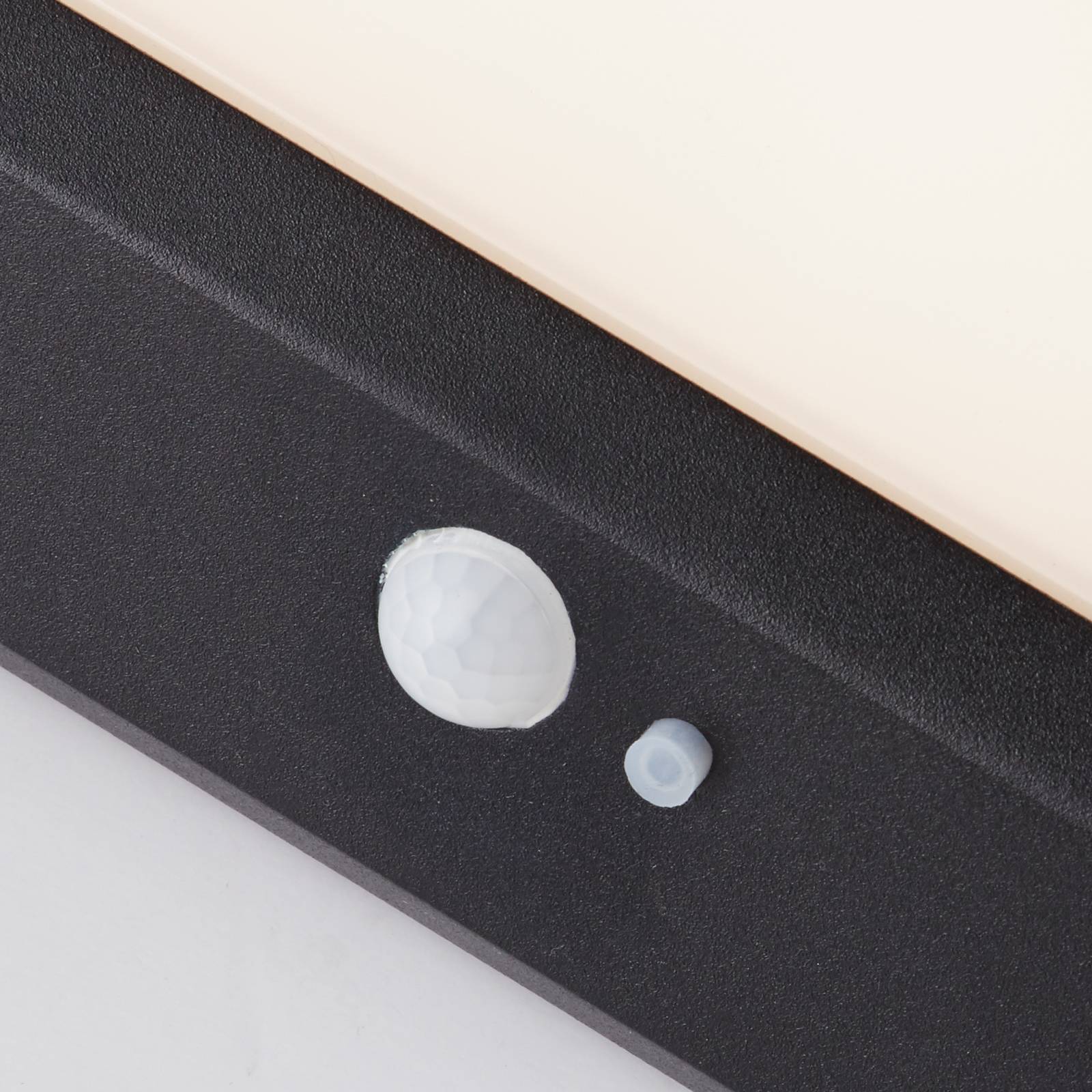 Svítidlo Searchlight černá Hliník/polykarbonát